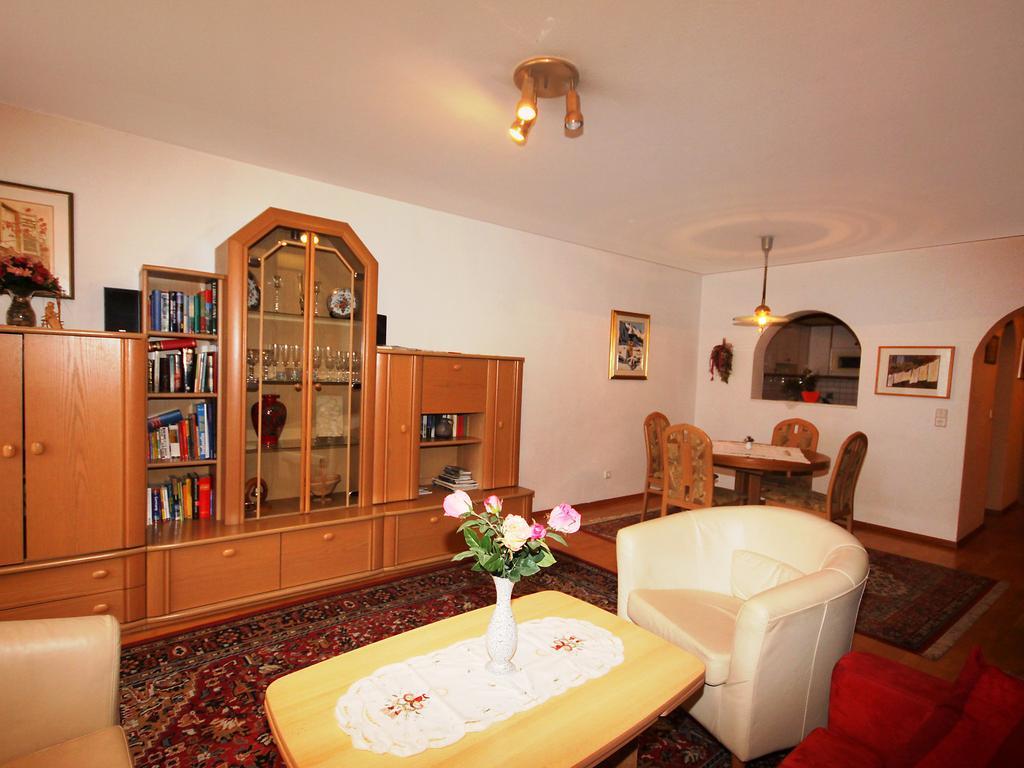 Hotel Altpradl Инсбрук Стая снимка