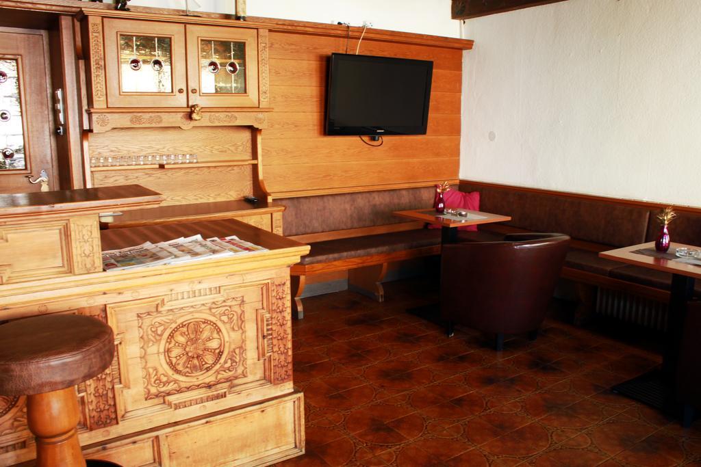 Hotel Altpradl Инсбрук Екстериор снимка